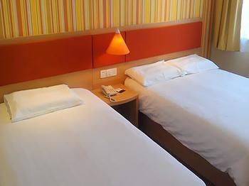 Home Inn Fujiatun Buitenkant foto